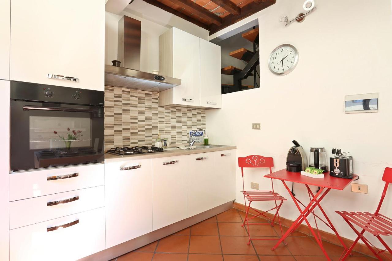 Tornabuoni Apartment- Hosted By Sweetstay Флоренция Экстерьер фото