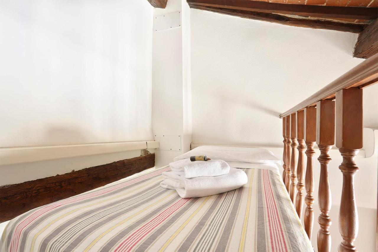 Tornabuoni Apartment- Hosted By Sweetstay Флоренция Экстерьер фото