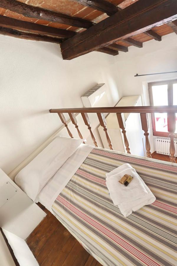 Tornabuoni Apartment- Hosted By Sweetstay Флоренция Экстерьер фото