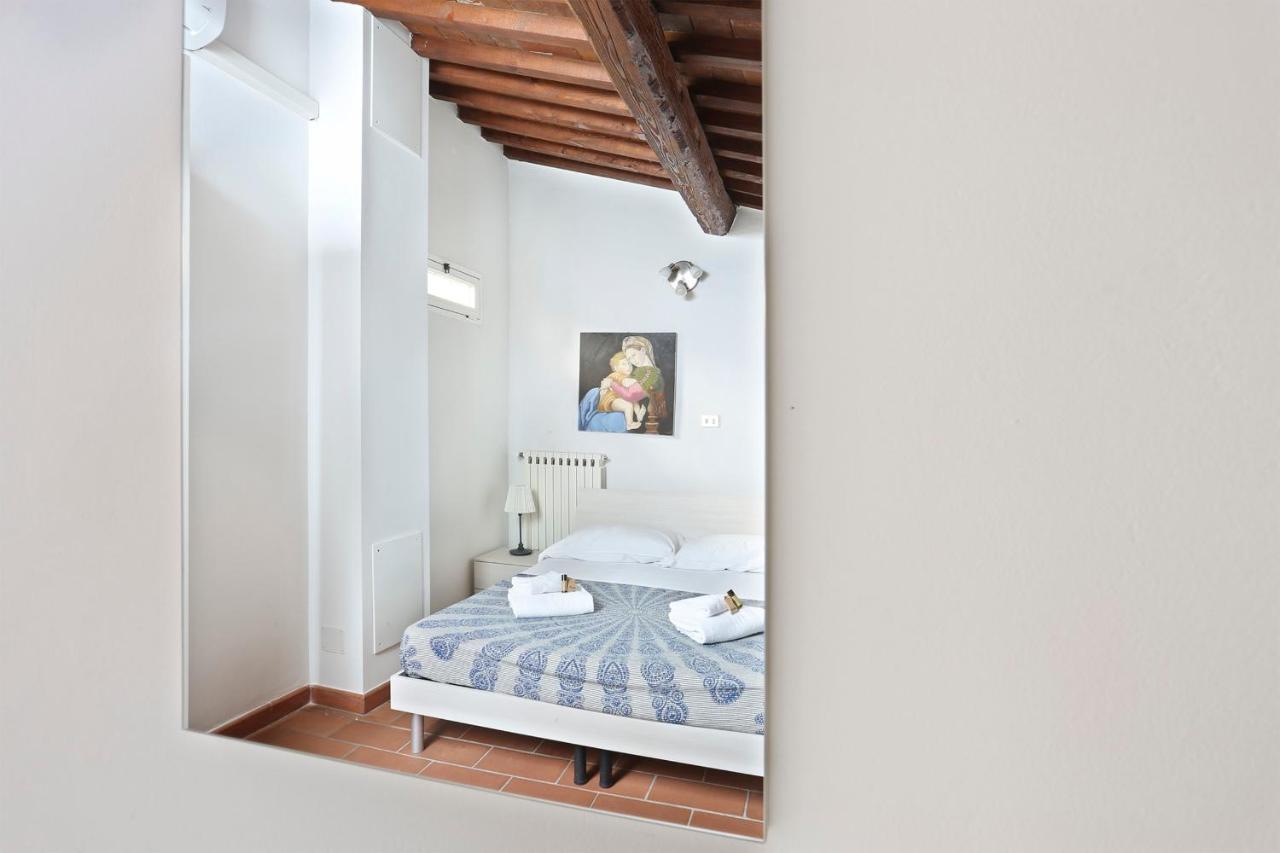 Tornabuoni Apartment- Hosted By Sweetstay Флоренция Экстерьер фото